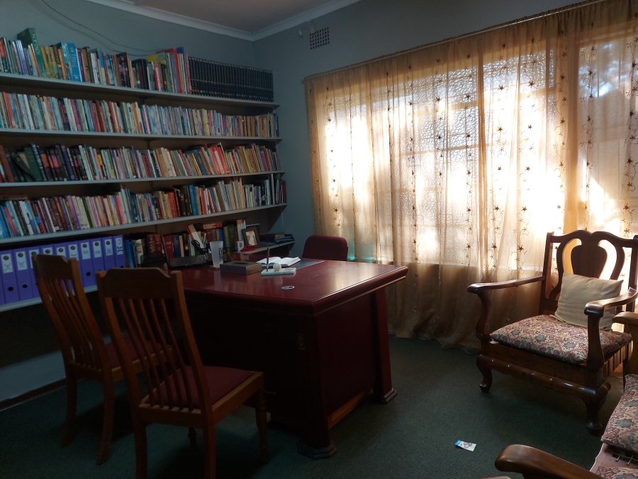 Commercial Property for Sale in Oos Einde North West